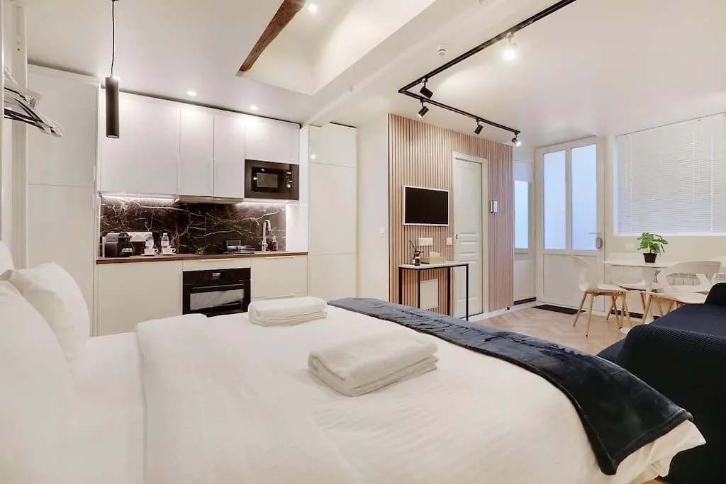 Appartamento Gembnb Luxury In - Abbesses - Montmartre Parigi
